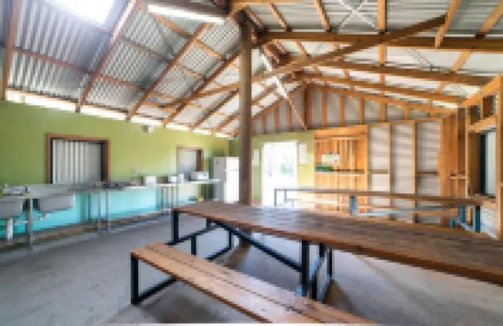 Breeze Holiday Parks - Grampians Hotels in Halls Gap