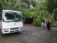 Sigiriya Cashew Palace Resort - parking