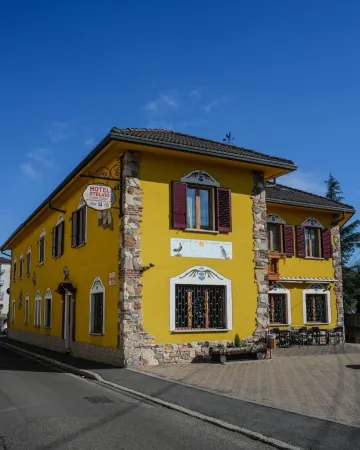 Hotel Stelvio Отели рядом с достопримечательностью «Stazione di Varese»
