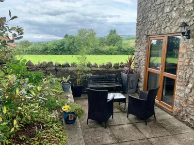 Beaconsfield Farm Hotels in 