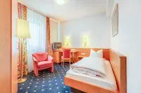 BLÖDEL Gasthof Grüner Baum Hotel a Schwabach