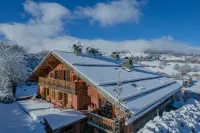 Magic Megève Bois Hotels in Combloux