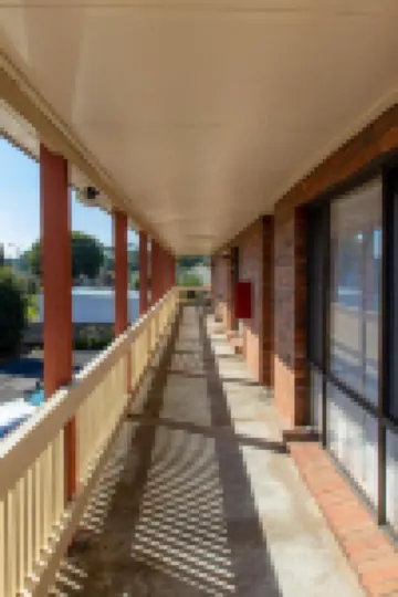 阿爾卡納汽車旅館和陽台公寓