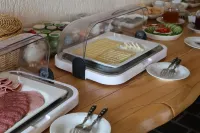 호텔 카롤라루 - 조식 운영
