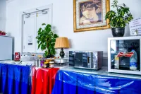 Gatwick Castle B&B - Bữa sáng