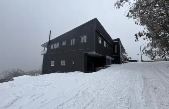 高魯娜高山旅館