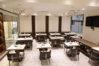 Lords Studio Inn, Jamnagar - sarapan