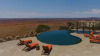 Soroi Lions Bluff Lodge - Pools