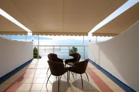 Skyhill Boutique Hotel - parking