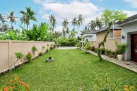 Merta Luwih Villa - 私人泳池
