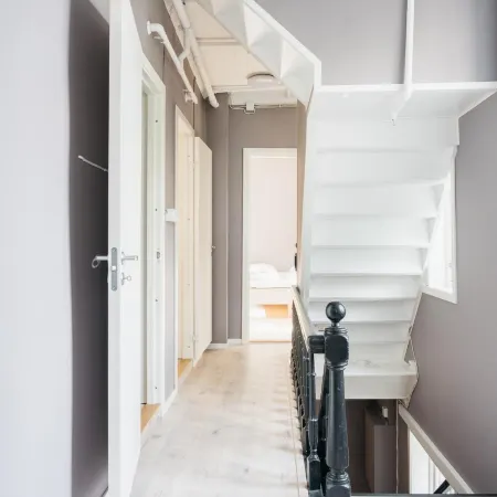 S54 - Private Rooms in the City Center