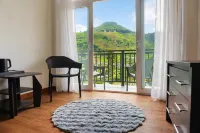 Hotel Grand Belvero - parking