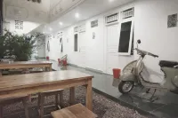 MASHBROW HOTEL BUDGET