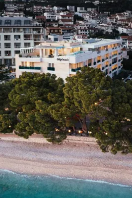 City Beach Makarska - Mountain view
