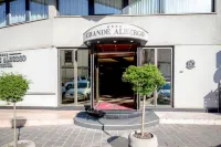 Grande Albergo Potenza Hotels near Galleria Idearte