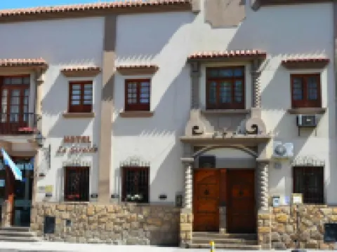 Hotel la Giralda Hoteles en Salta
