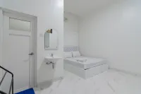 Family Homestay Syariah Cirebon Hotel dekat Jembatan tumaritis