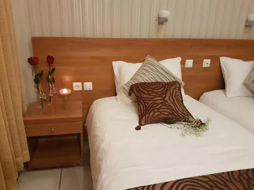 Glaros Hotel Các khách sạn ở Salamis Island