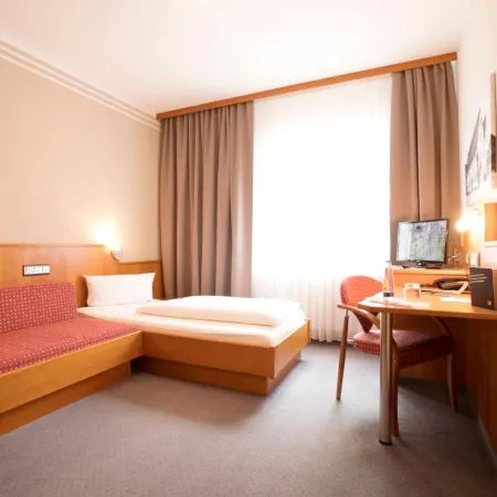 Neumaiers Hirsch -Gasthof Und Landhotel