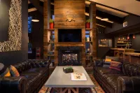 Basecamp Tahoe City Hotel di Olympic Valley