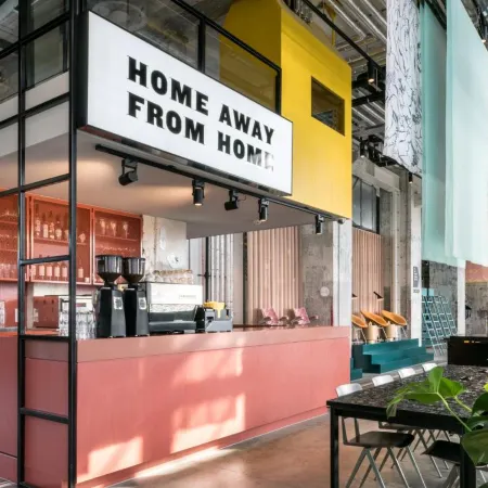 The Social Hub Maastricht Отели рядом с достопримечательностью «Коммелквартир»