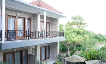 Nyuh Gading Home Stay