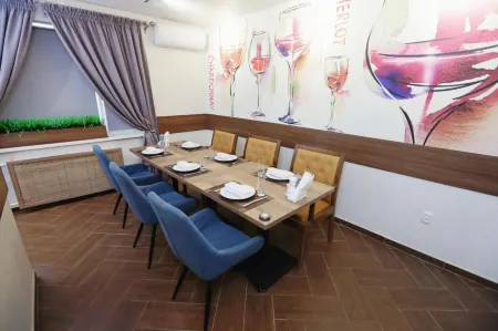 Home Parq (Хоум Парк) Отели в г. Экибастуз