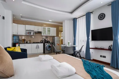 Edmor Lite by Edmor Suites