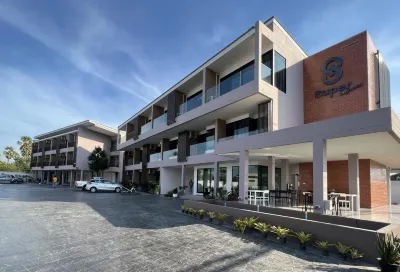 Super Highway Hotel Hotels in Ban Lat