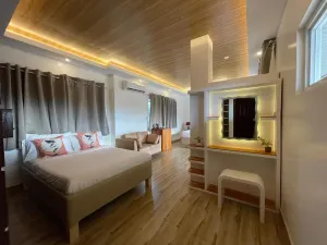 Bella Napoli Resort & Resto