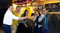 Do Step Inn Home - Hotel & Hostel - bar
