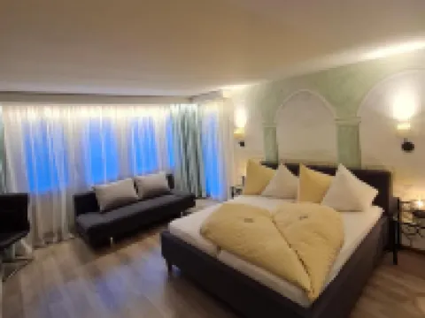 Garni Hotel Torkelbündte バートラガツのホテル