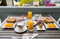 Villa Amalie & Villa Curiel - Airport Shuttle
