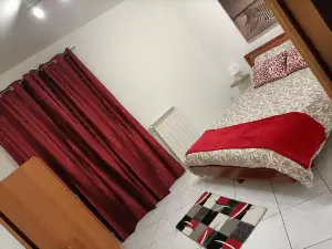 Lady's House