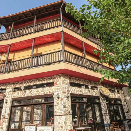 Mythos Guesthouse