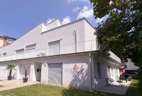 Grazora Living Apartments - Apartments