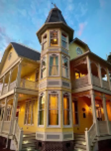 Sunbright Inn Hotels in 