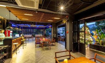 Loft Mania Boutique Hotel