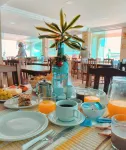 Ocean View Hotel - breakfast