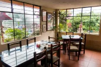 Hosteria Llanovientos - breakfast