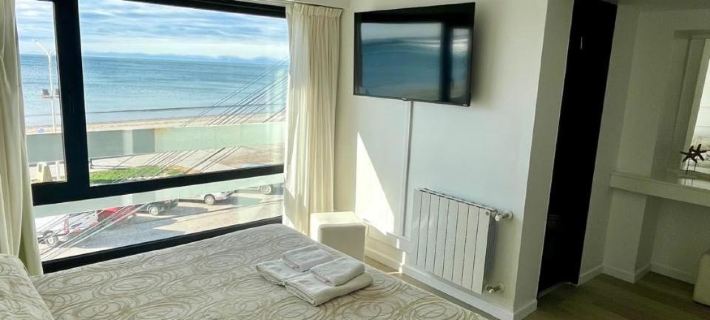 Costanera Hotel Hotels in Departamento Biedma