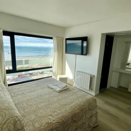Costanera Hotel