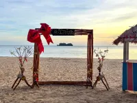 Nisasiri Boutique Resort - Beach
