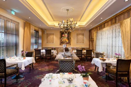 Wellnesshotel Seeschlößchen - Privat- Spa & Naturresort Отели в г. Гайерсвальде