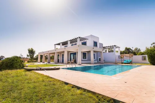 The "Perfect Beach House" Villa - Villaer