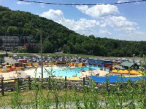 Au Pied des Pentes Hotels in Bromont