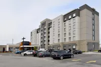 Staybridge Suites WATERLOO - ST. JACOBS AREA by IHG - Parking