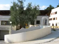 Agriturismo AgriCostella Vieste, Piscina e Parcheggio