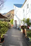 Kogman & Keisie Guest Farm - Farmhouses