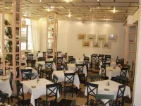 Ilis Hotel